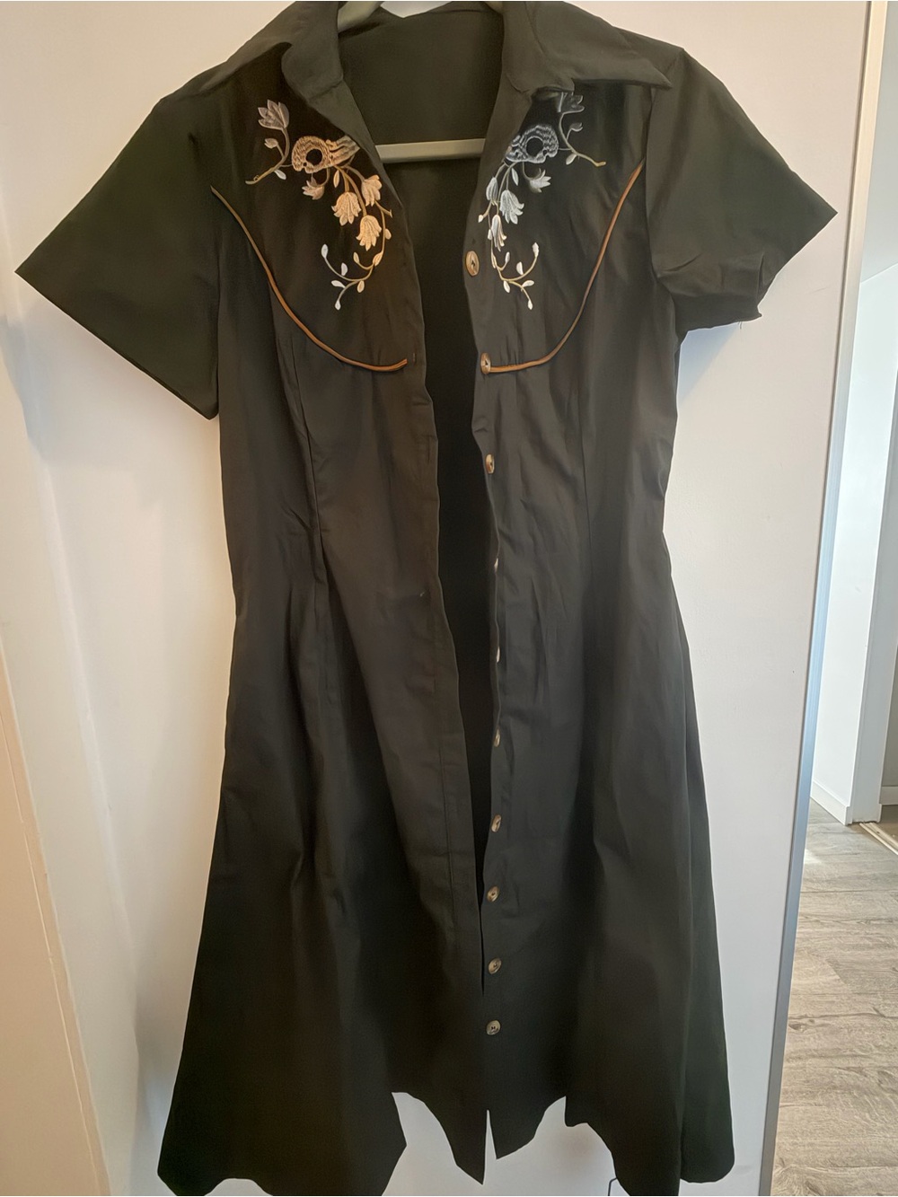 Retrofete Black Button-Front Embroidered Shirt Dress
